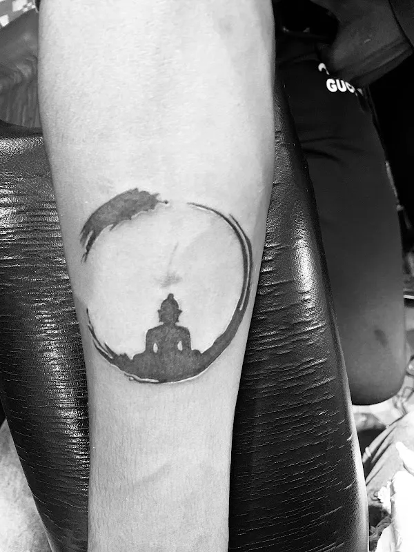 WELL TATTOO MAKE-UP STUDIO (Professional)