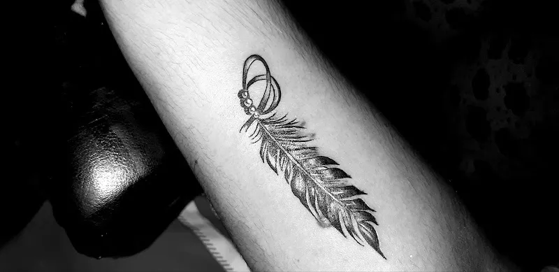 WELL TATTOO MAKE-UP STUDIO (Professional)