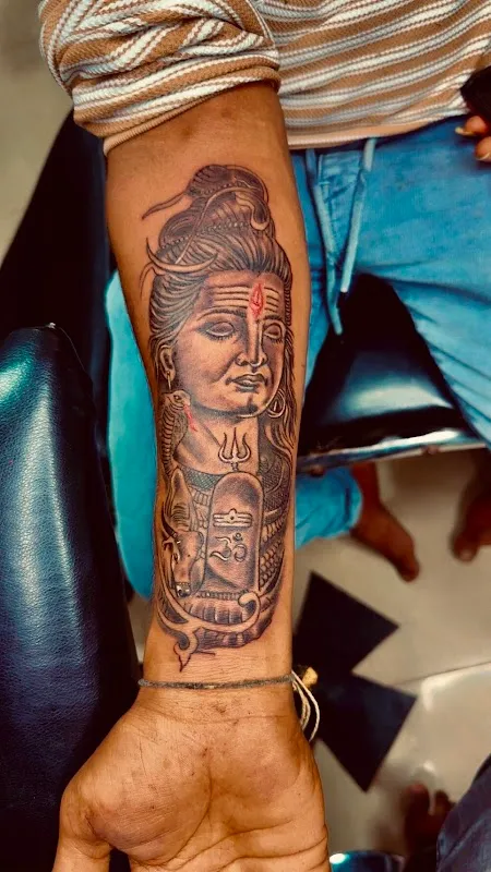 WELL TATTOO MAKE-UP STUDIO (Professional)