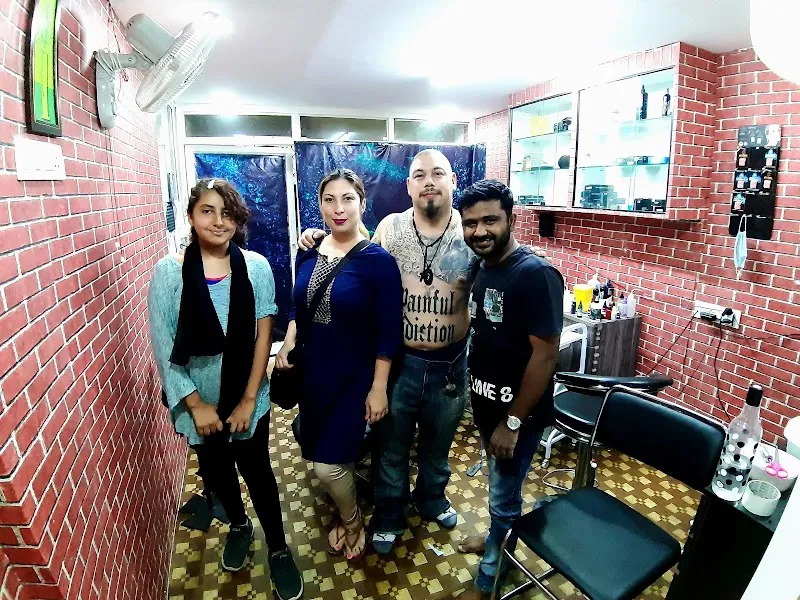 WELL TATTOO MAKE-UP STUDIO (Professional)