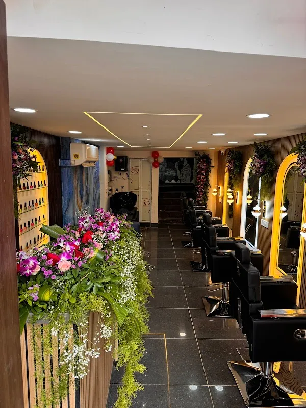 Glamwalk Unisex Salon - Beauty Salon in Airoli