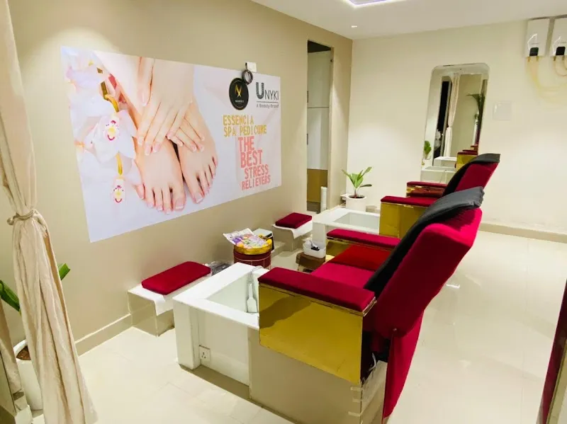 Manik's Salon