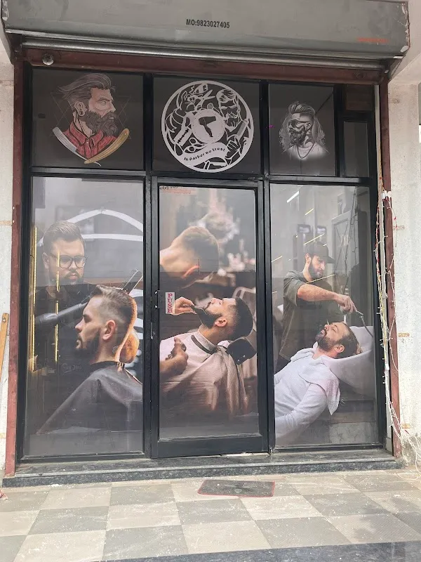 SHUBHZ The Perfect Men's Salon