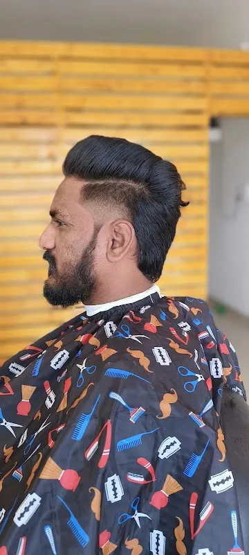 SHUBHZ The Perfect Men's Salon
