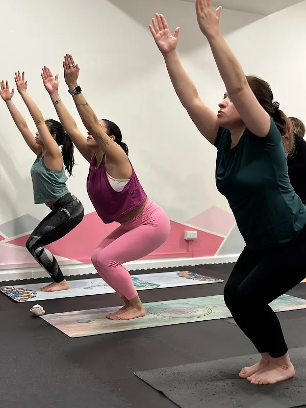 Lunares Yoga
