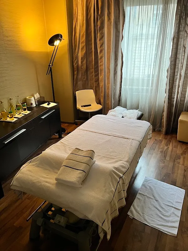 Gezer Spa - Berlin Friedrichstraße