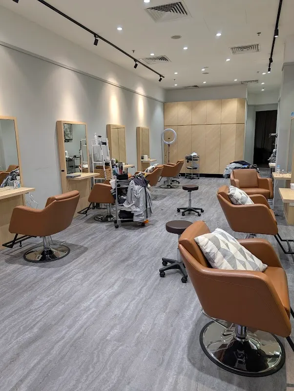 THREES Beauty Salon