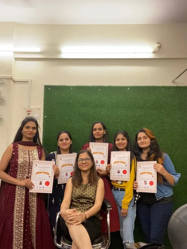 Arunatti Nice Care - Beauty Salon and Academy