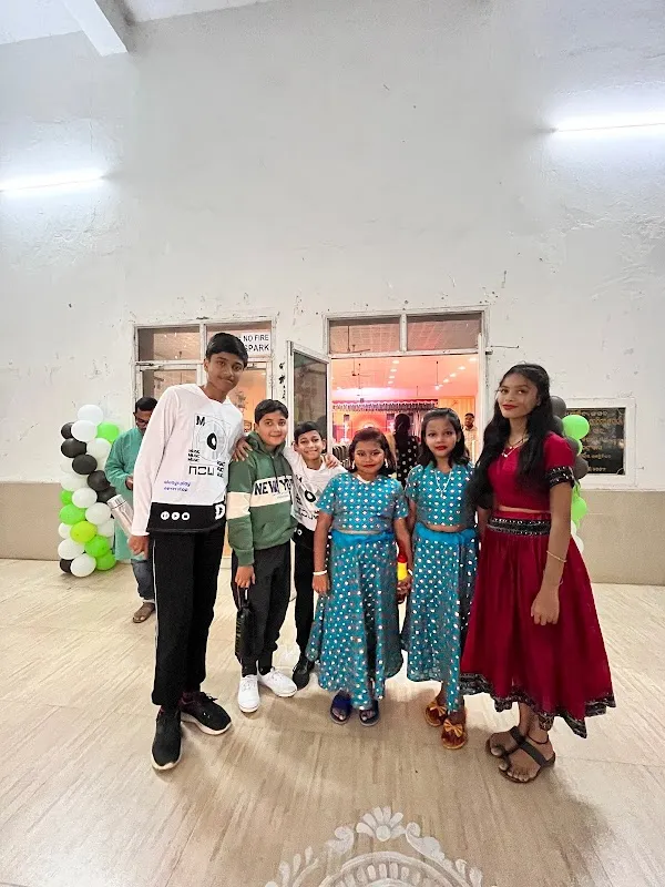 MIO DANCE STUDIO ( Arena 1)