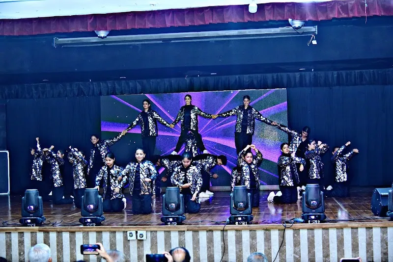 The Hook Step Dance Institute, NIRMAN NAGAR