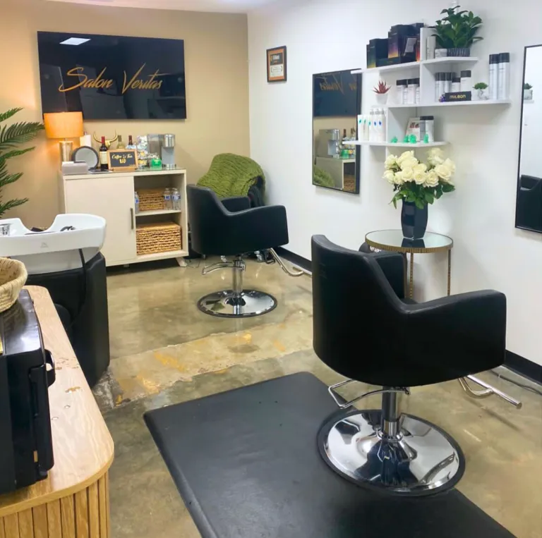 Salon Veritas