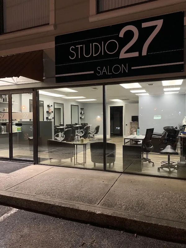 Studio 27 Salon