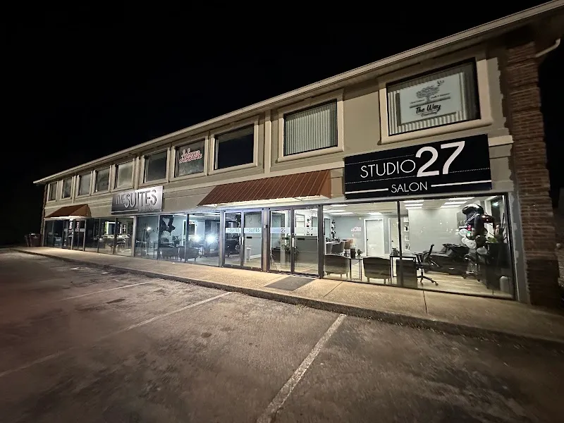 Studio 27 Salon
