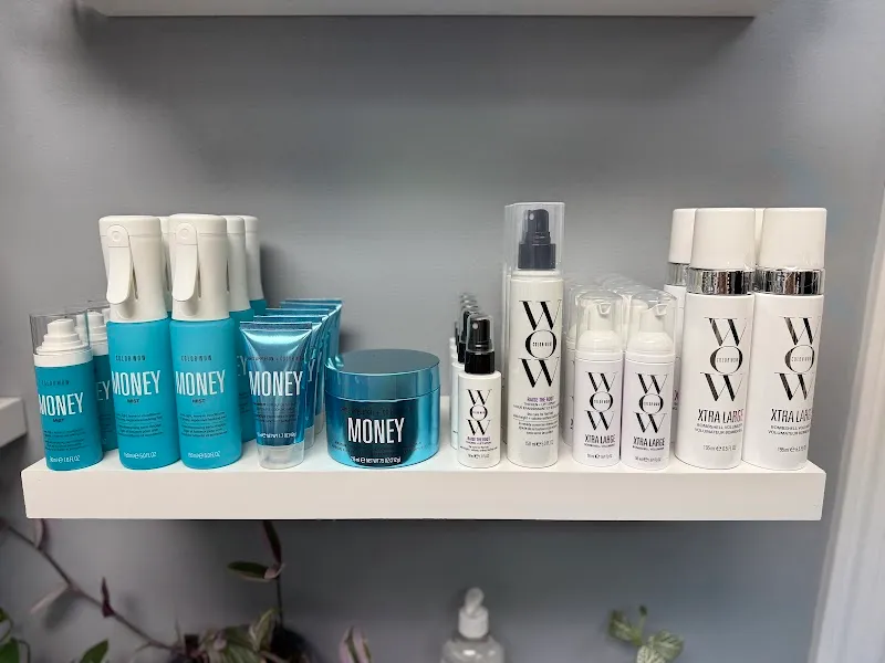 Studio 27 Salon