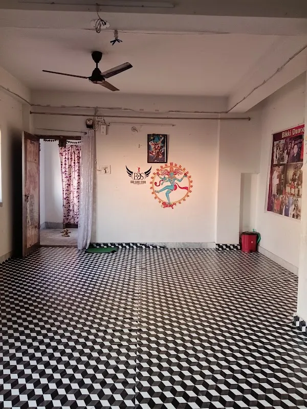 BIKKI DANCE STUDIO