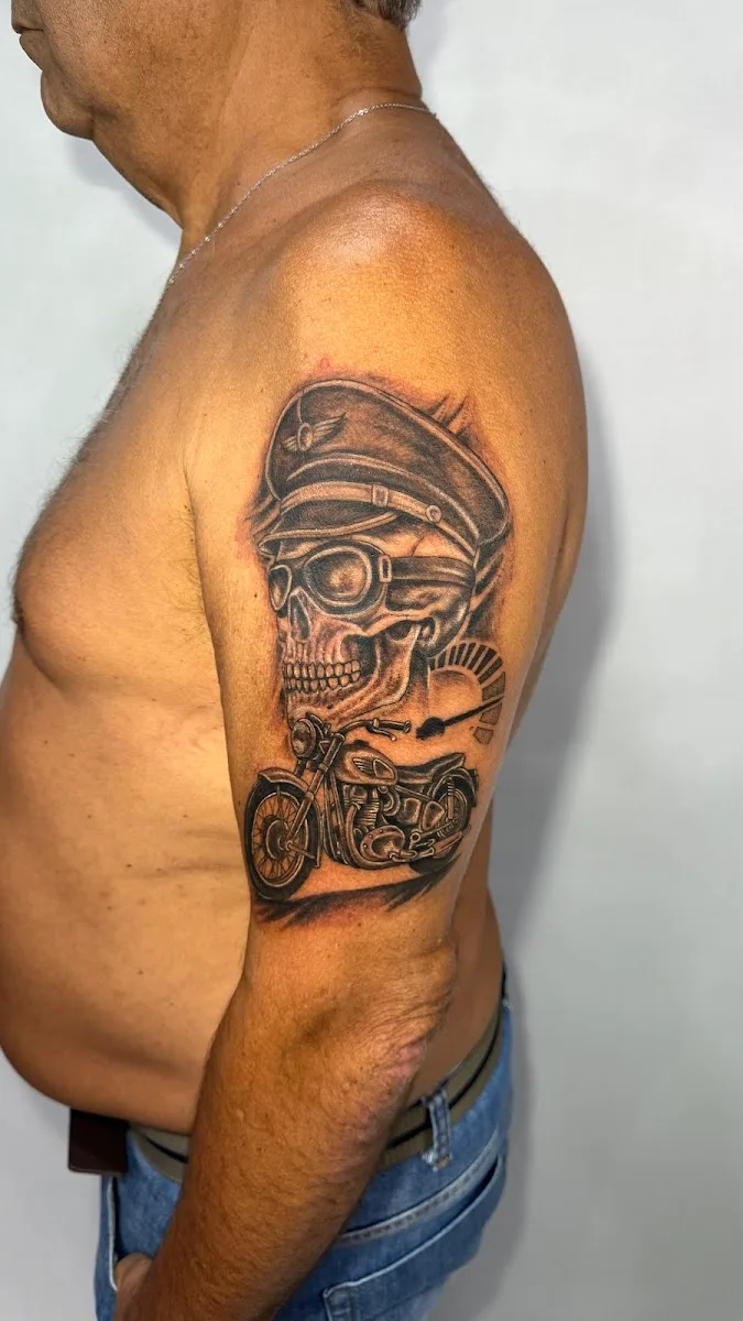 Castanha Tattoo