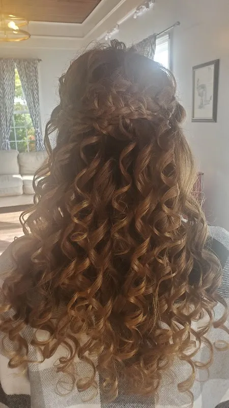 The Salon on 3rd