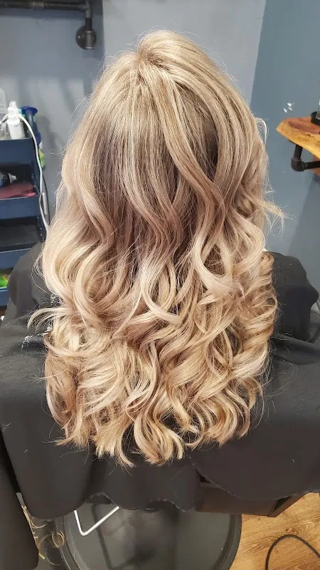 The Salon on 3rd