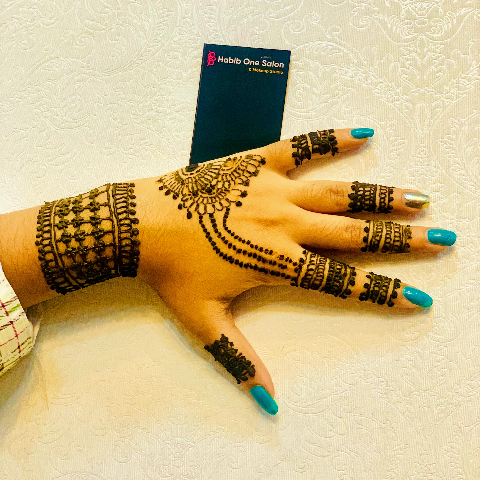 Habib One Salon and Makeup Studio - Nanak Piyaon
