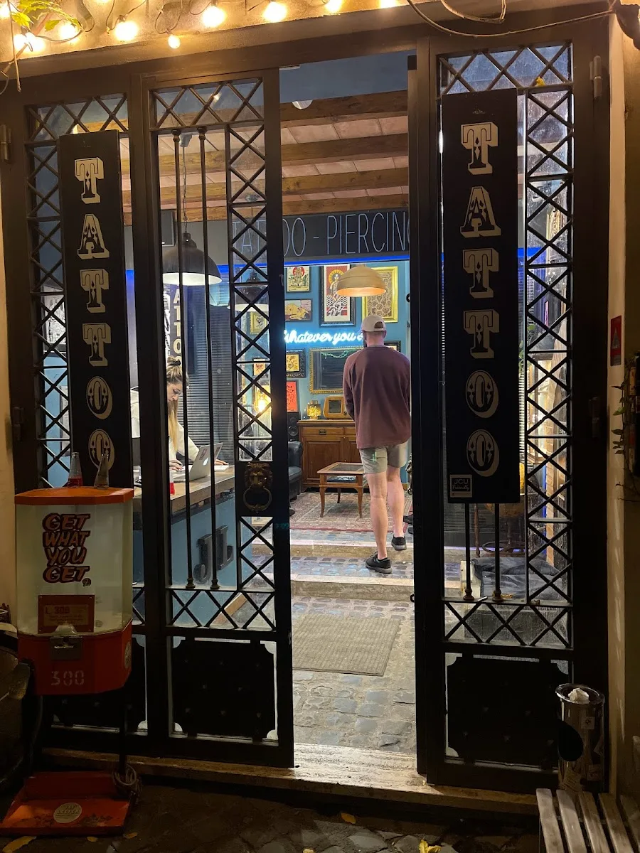 Jay Lester Tattoo Trastevere