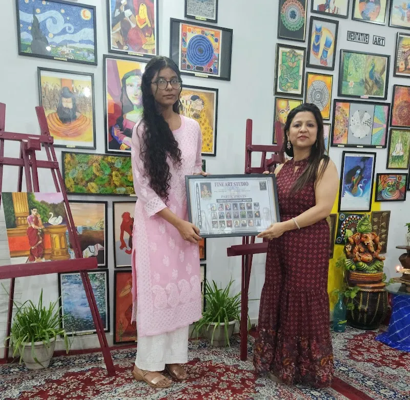 Fine Arts Studio by Dr. Rashmi Goel(Awarded as Best Arts School in Noida in 2019 and Best Arts School in Delhi-NCR in 2022)