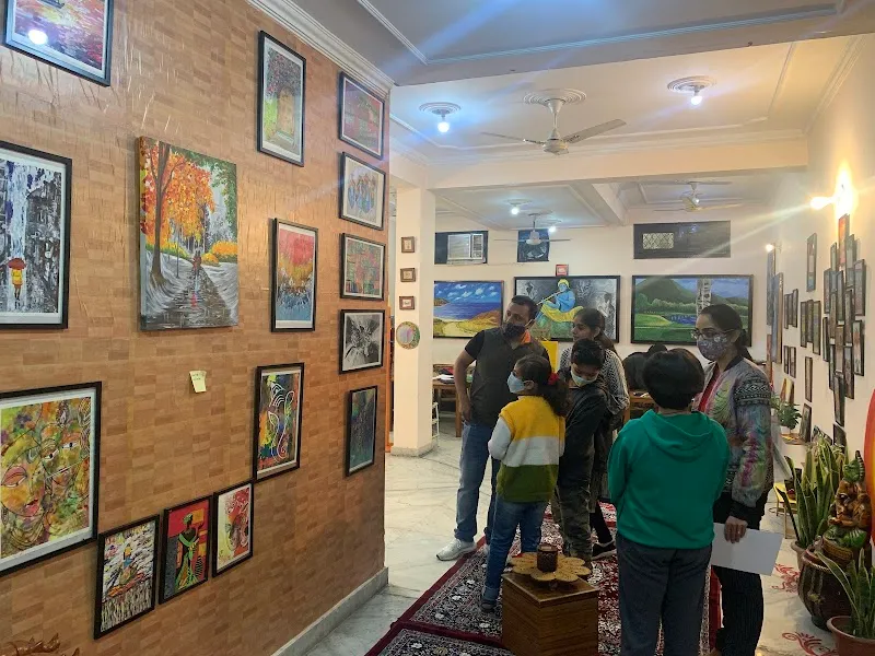 Fine Arts Studio by Dr. Rashmi Goel(Awarded as Best Arts School in Noida in 2019 and Best Arts School in Delhi-NCR in 2022)