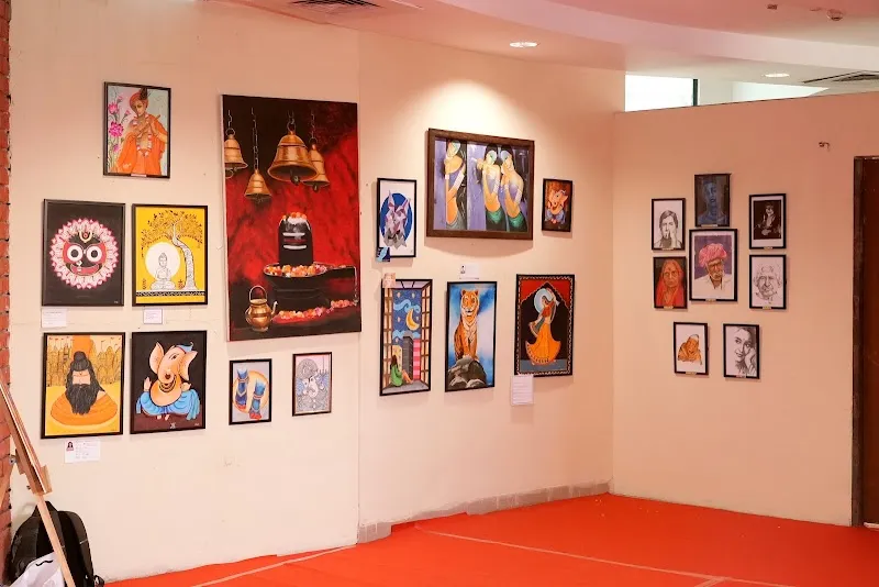 Fine Arts Studio by Dr. Rashmi Goel(Awarded as Best Arts School in Noida in 2019 and Best Arts School in Delhi-NCR in 2022)