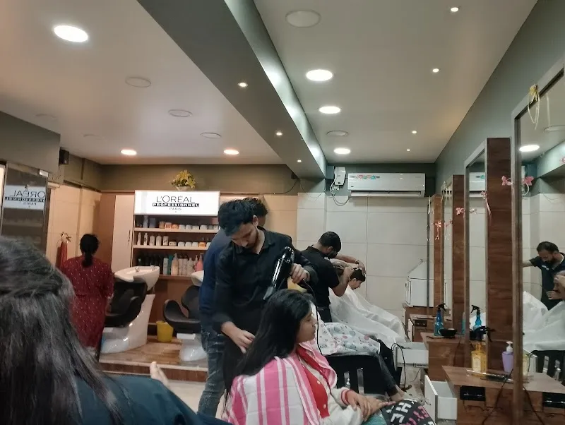 Dreams salon