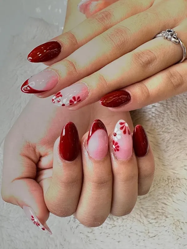 Glamin Unisex Salon - Makeup artist in Hari Nagar - Unisex salon in Hari Nagar - Nail art - bridal makeup in Hari Nagar