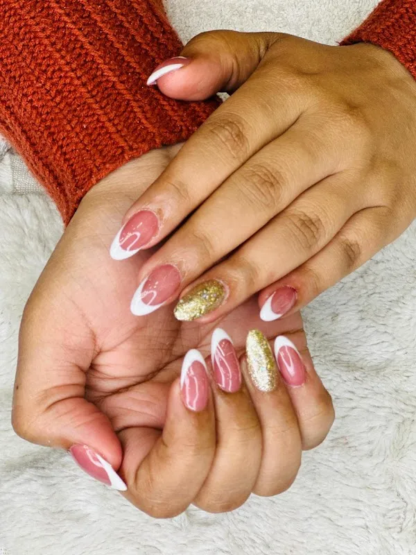 Glamin Unisex Salon - Makeup artist in Hari Nagar - Unisex salon in Hari Nagar - Nail art - bridal makeup in Hari Nagar