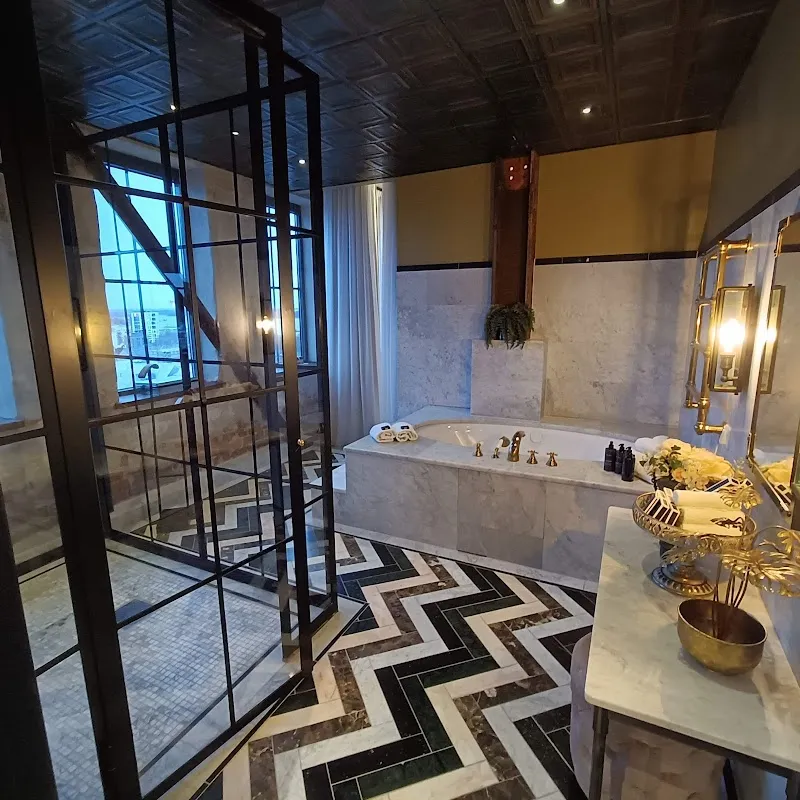 Steam Hotel