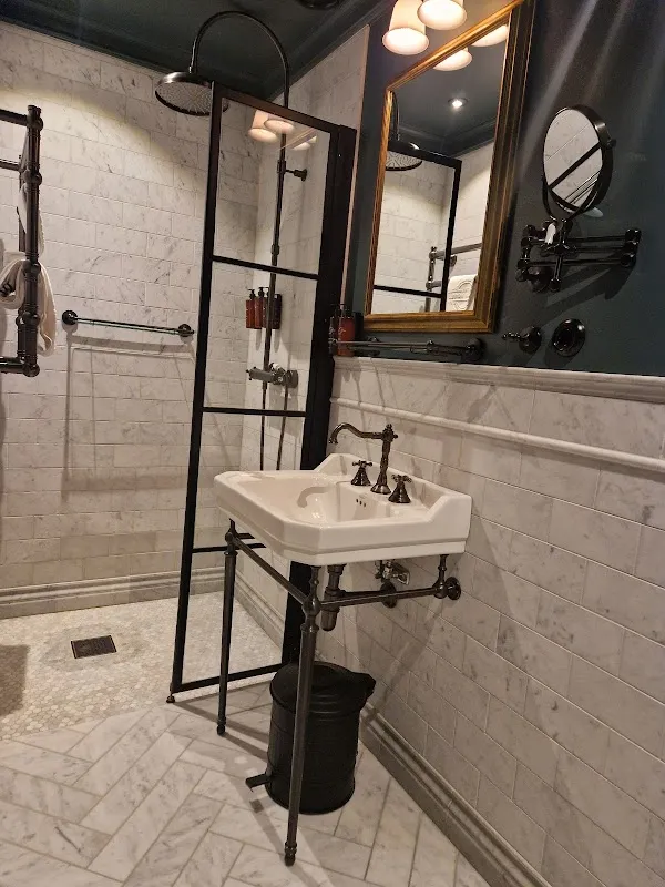 Steam Hotel