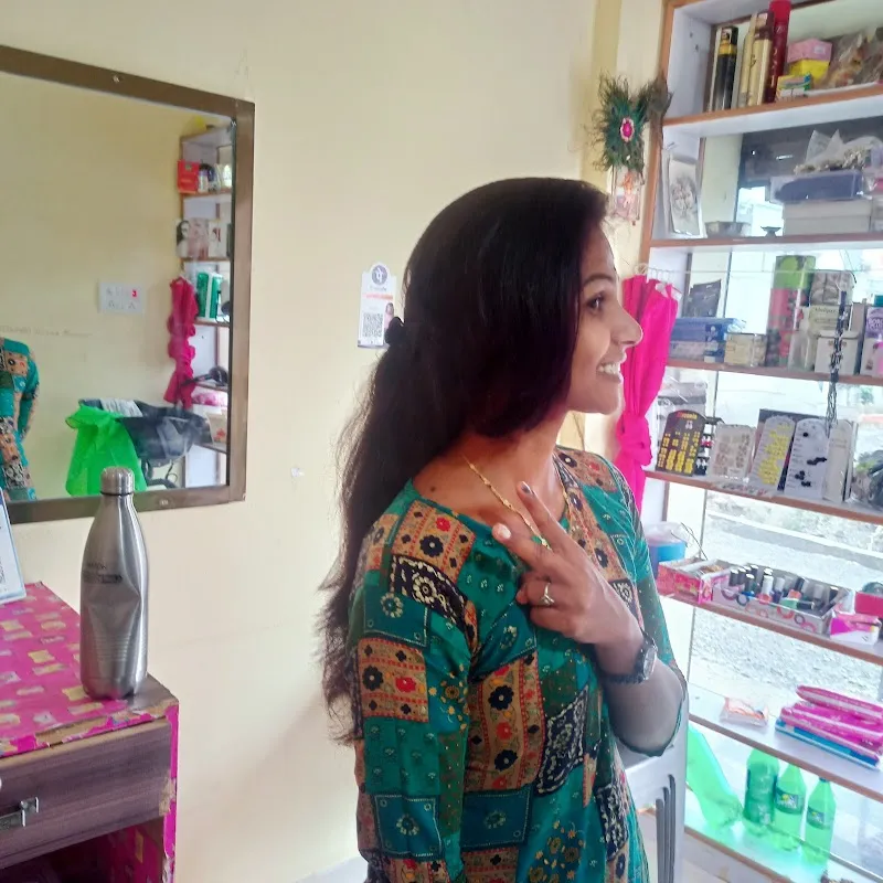Shreya Saaj Beauty Parlour (Professional Beautician)