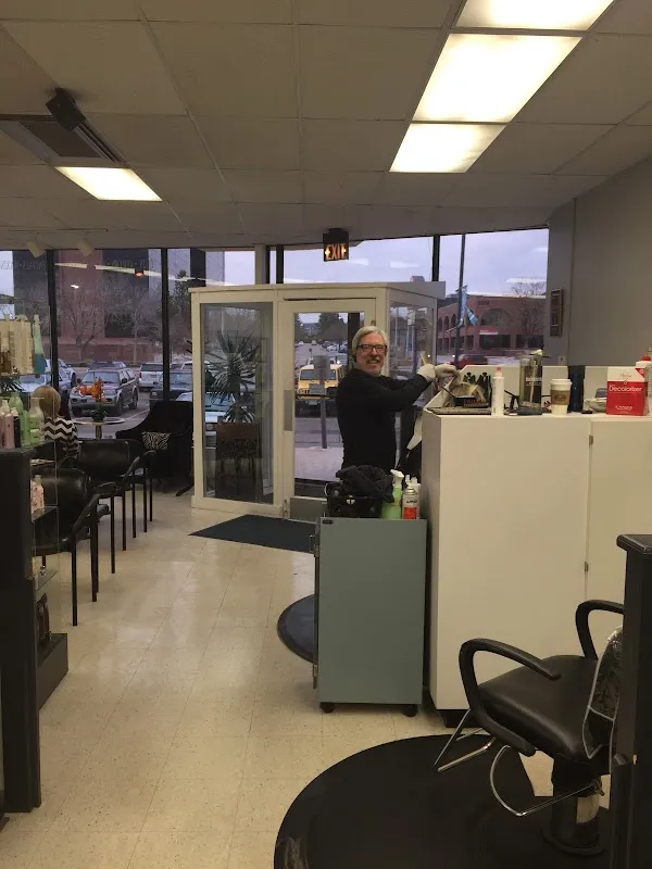 Hair and Now Salon