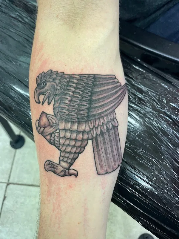 Flamin' Eight Tattoo Studio
