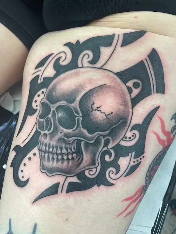 Flamin' Eight Tattoo Studio