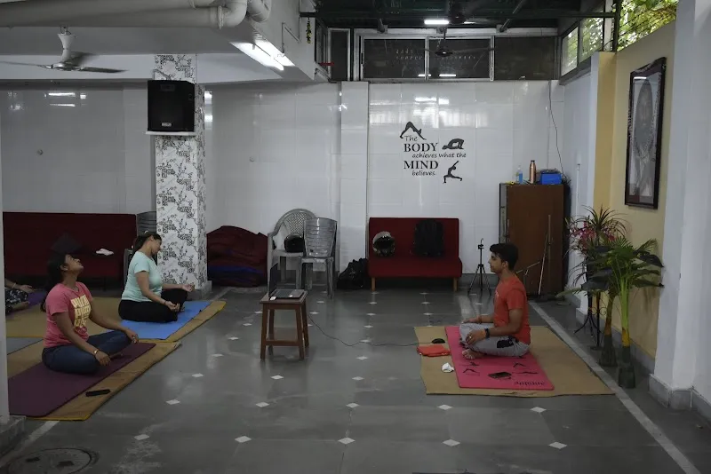 Yoga With Sandy - Yoga Instructor in Kakurgachi Kolkata | Yoga Classes | Kakurgachi
