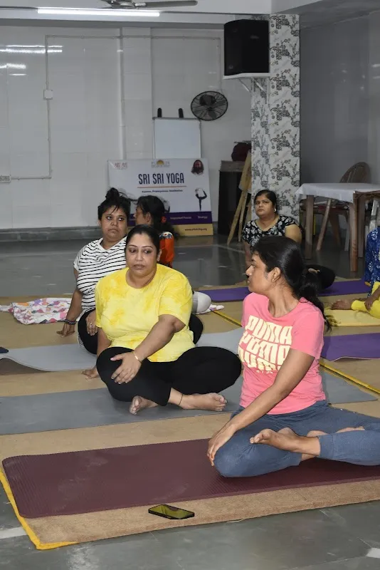 Yoga With Sandy - Yoga Instructor in Kakurgachi Kolkata | Yoga Classes | Kakurgachi