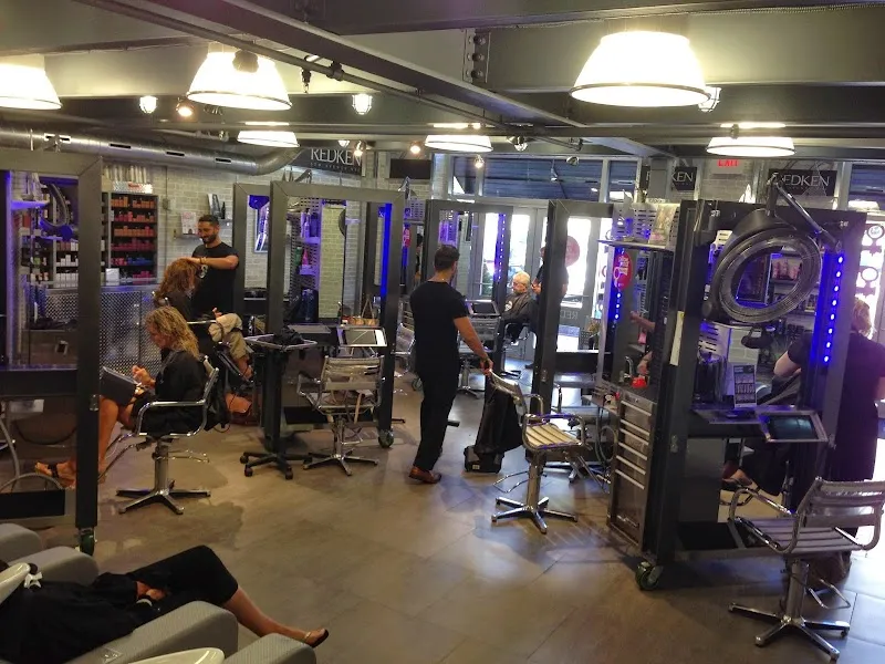 Industry 80 Salon