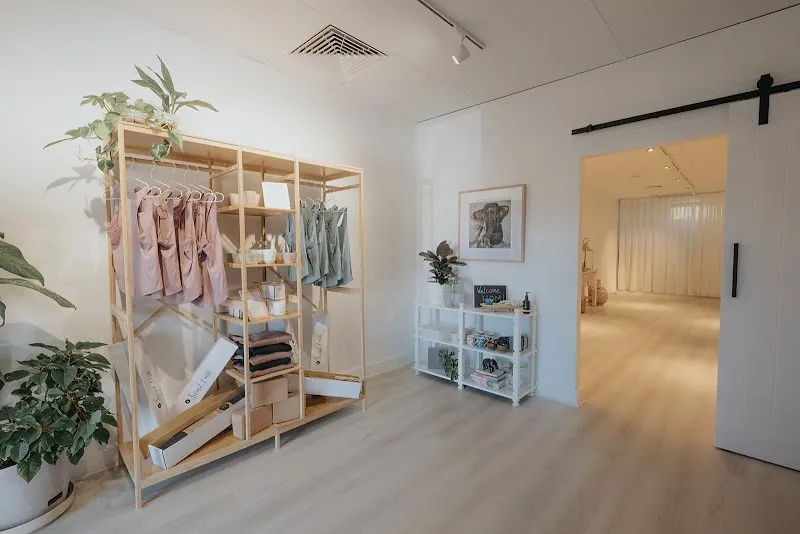 HOM Yoga Studio