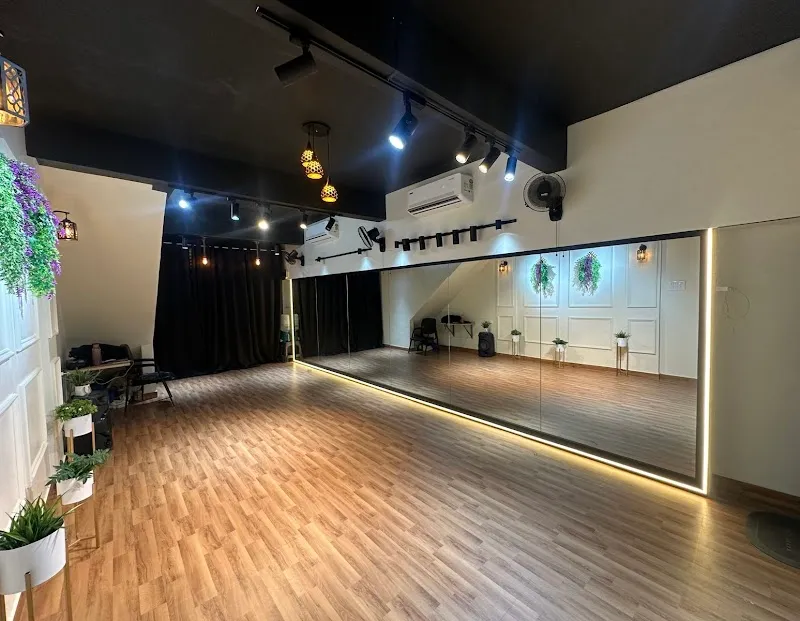 BFF DANCE STUDIO 2nd Branch