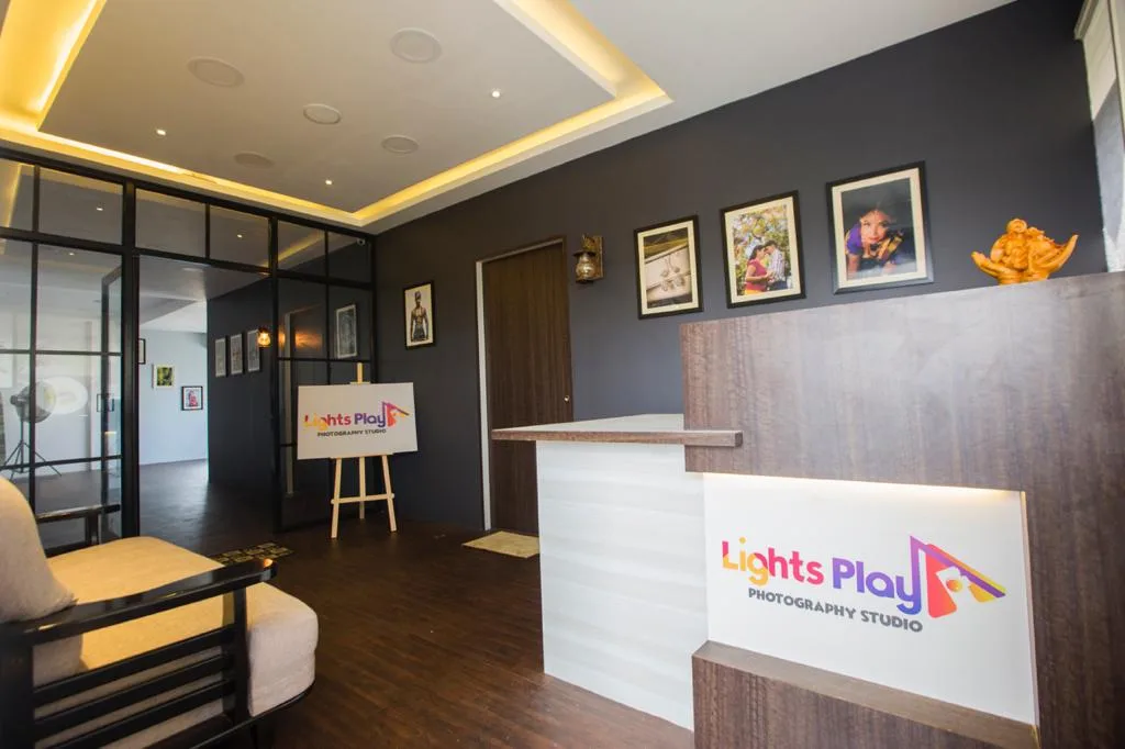 Lights Play Photography Studio for rent