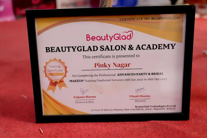 BeautyGlad Makeup & Beauty Academy