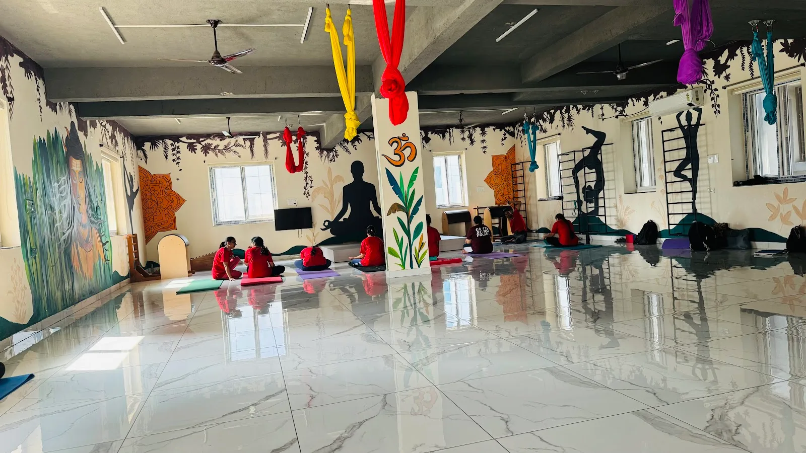 Bodhi School of Yoga - ESI