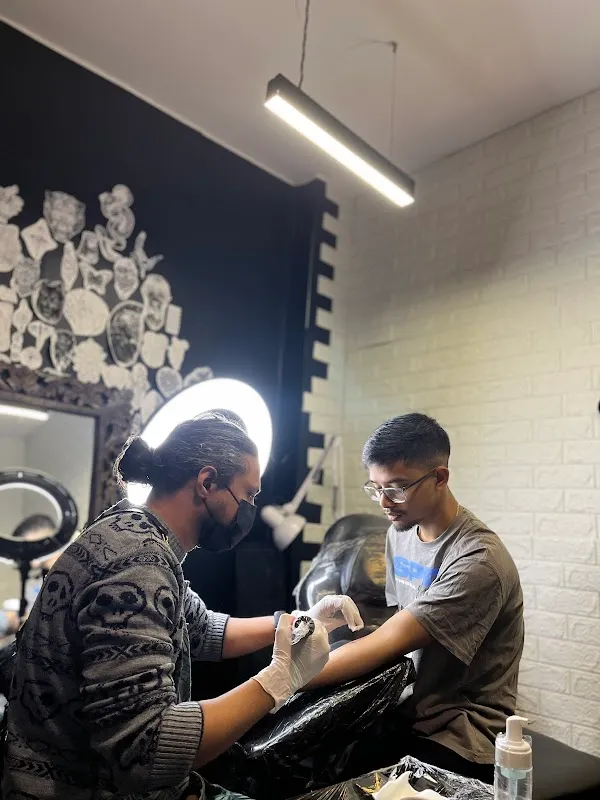 Zeppelin Tattoos - Tattoo shop delhi