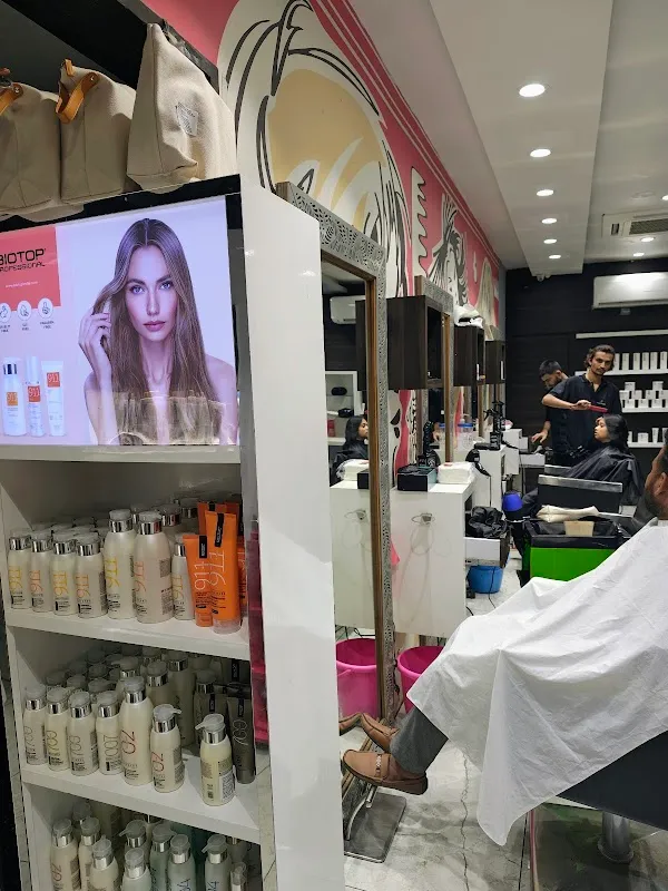 Jawed Habib Hair & Beauty Himalaya Mall