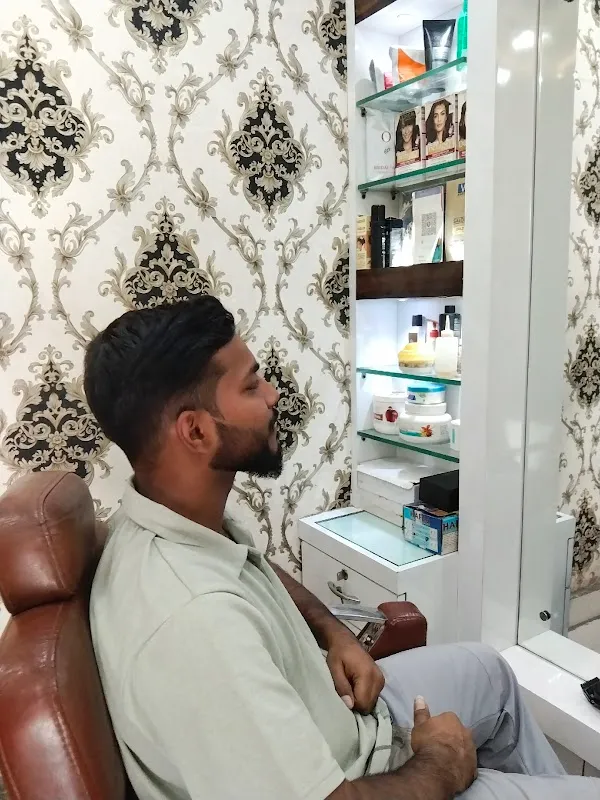 Unique Hair