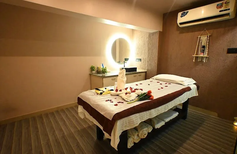 TEENA-DAY OUTCALL NIGHT SPA.