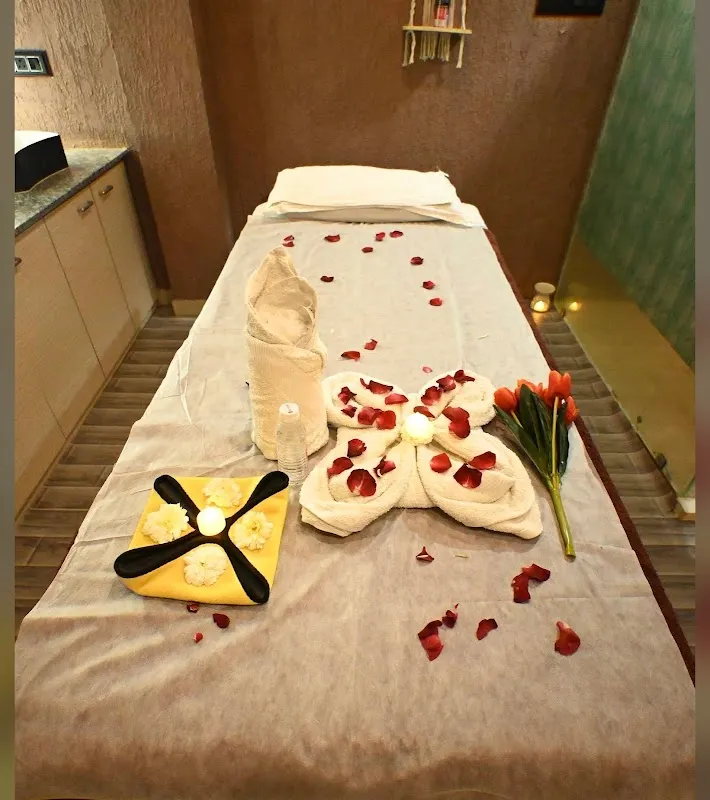 TEENA-DAY OUTCALL NIGHT SPA.