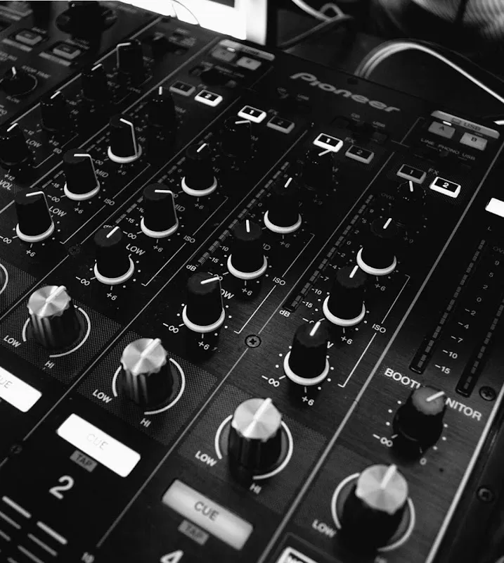 Studio Supersonics